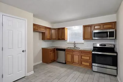 101 Lottie Lane, Friendswood, TX 77546 - Photo 5