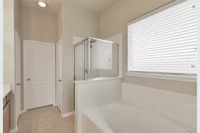 9831 Wellington Chase Lane, Humble, TX 77396 - Photo 17