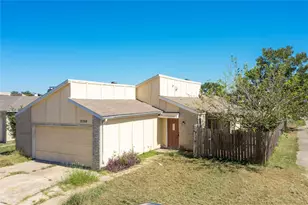 12356 Newbrook Dr, Houston, TX 77072 - Photo 1