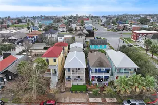 1021 Sealy St, Galveston, TX 77550 - Photo 3