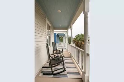 1021 Sealy Street, Galveston, TX 77550 - Photo 23