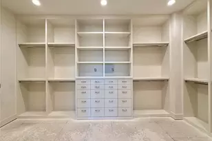 2203 Cheshire Ln, Houston, TX 77018 - Photo 15