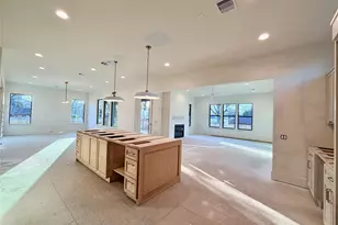 2203 Cheshire Ln, Houston, TX 77018 - Photo 7