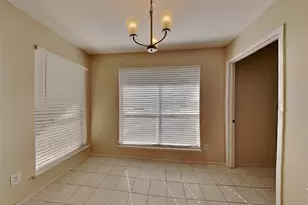 20 Early Dawn Ct, Spring, TX 77381 - Photo 5