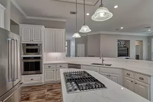 31 E Palmer Bend, The Woodlands, TX 77381 - Photo 25