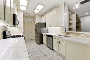 78 N Camellia Grove Cir, The Woodlands, TX 77382 - Photo 7