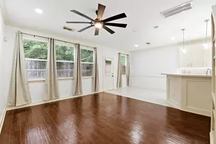 78 N Camellia Grove Cir, The Woodlands, TX 77382 - Photo 3