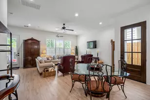 6405 Highland Pine Ln, Houston, TX 77091 - Photo 5