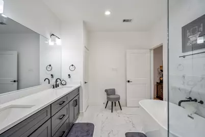 6405 Highland Pine Lane, Houston, TX 77091 - Photo 27