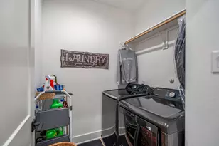 6405 Highland Pine Ln, Houston, TX 77091 - Photo 29