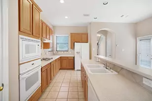 111 Zephyr Bend Pl, The Woodlands, TX 77381 - Photo 13