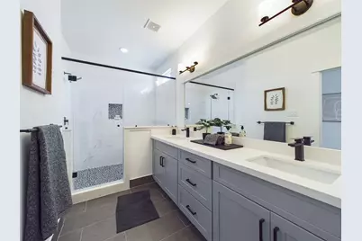 3004 Jensen Springs Lane, Houston, TX 77026 - Photo 15