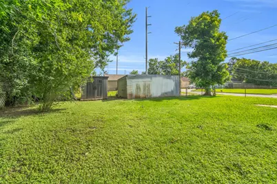 7304 Kinney Street, Houston, TX 77087 - Photo 9