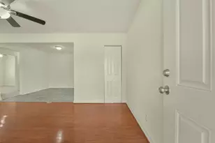 1114 Valerie Ave, Pasadena, TX 77502 - Photo 3