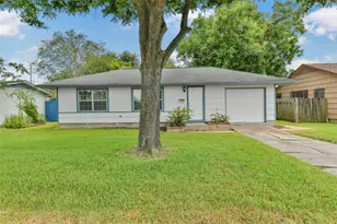 1114 Valerie Ave, Pasadena, TX 77502 - Photo 1