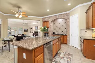 6119 Peachtree Hill Ct, Kingwood, TX 77345 - Photo 15