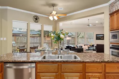 6119 Peachtree Hill Court, Kingwood, TX 77345 - Photo 17