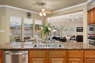 6119 Peachtree Hill Ct, Kingwood, TX 77345 - Photo 17