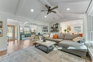 515 Blue Willow Dr, Houston, TX 77042 - Photo 3