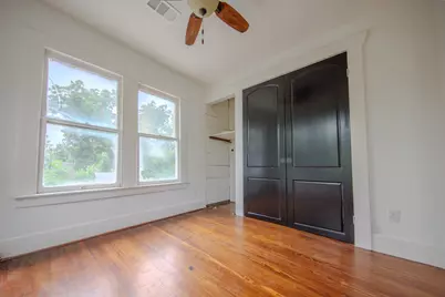 4530 McKinney Street, Houston, TX 77023 - Photo 13