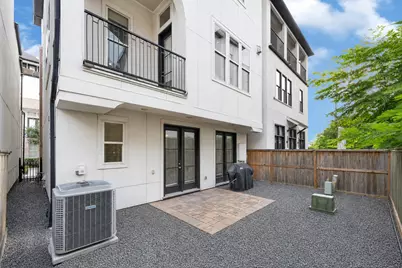 5605 Cohn Meadow Lane, Houston, TX 77007 - Photo 29