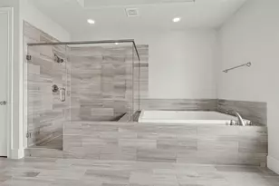 5605 Cohn Meadow Ln, Houston, TX 77007 - Photo 21