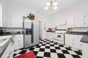 302 E Jackson St, West Columbia, TX 77486 - Photo 13