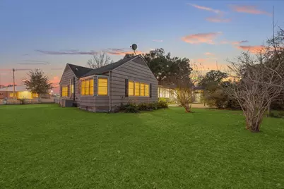 302 E Jackson Street, West Columbia, TX 77486 - Photo 45