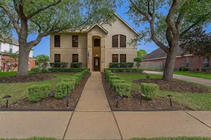 205 Rustic Oaks Dr, League City, TX 77573 - Photo 1