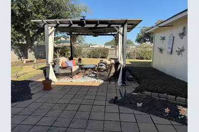 205 Rustic Oaks Drive, League City, TX 77573 - Photo 5