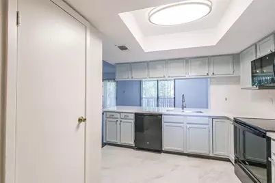 14911 Wunderlich Drive #2302, Houston, TX 77069 - Photo 9