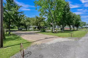 18815 Cypress Church Rd, Cypress, TX 77433 - Photo 5