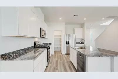 10415 Lancaster Forest Lane #93, Houston, TX 77051 - Photo 3