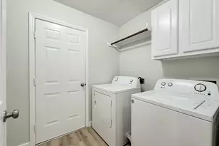 27 Auburn Path Dr, The Woodlands, TX 77382 - Photo 33