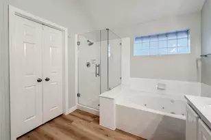 27 Auburn Path Dr, The Woodlands, TX 77382 - Photo 31