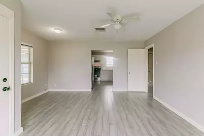 5009 Bataan Road, Houston, TX 77033 - Photo 3