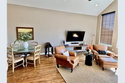 919 W 15th Street, Houston, TX 77008 - Photo 3