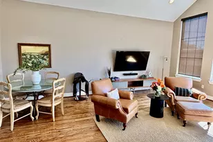 919 W 15th St, Houston, TX 77008 - Photo 3