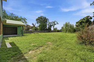 4602 Randwick Dr, Houston, TX 77092 - Photo 15