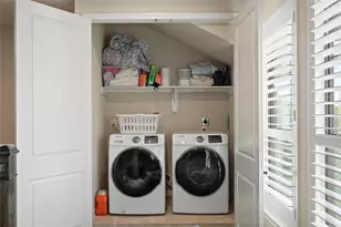 1114 W 25th St, Houston, TX 77008 - Photo 33