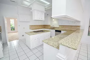 17319 Atherington Pl, Spring, TX 77379 - Photo 15