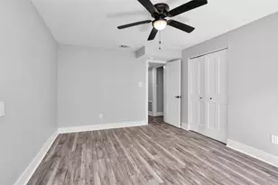 101 April Point Pl, Conroe, TX 77356 - Photo 9