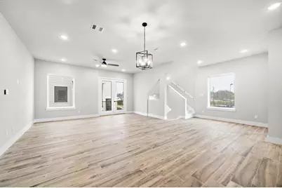 228 W 28th Street, Houston, TX 77008 - Photo 13