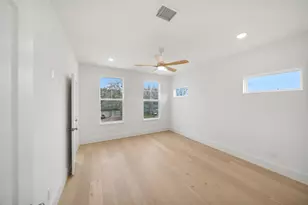 8521 Friendship Rd, Houston, TX 77080 - Photo 33
