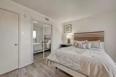 8433 Hearth Drive #22, Houston, TX 77054 - Photo 9