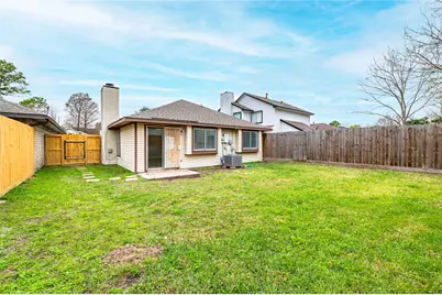 11551 Gullwood Drive, Houston, TX 77089 - Photo 25