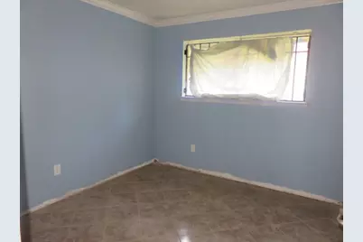 8811 Burford Lane, Houston, TX 77088 - Photo 19