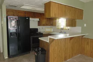 8811 Burford Ln, Houston, TX 77088 - Photo 9