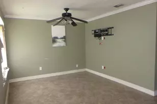 8811 Burford Ln, Houston, TX 77088 - Photo 7