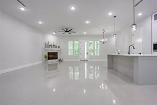 11082 Tammy Cir, Plantersville, TX 77363 - Photo 11